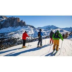 Neve....dremo delle belle SCUOLA PRIMARIA III E IV SCIATORE